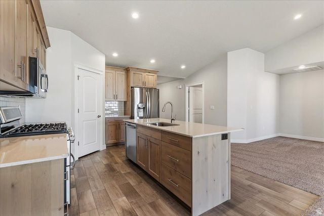 2028 W GRACE WAY, Layton, UT 84041