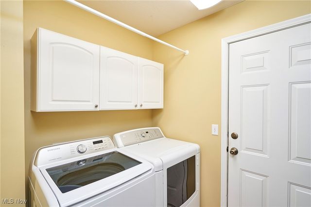 8708 Chesea Court, Sagamore Hills, OH 44067