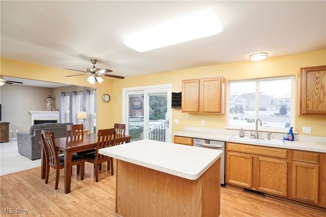 8708 Chesea Court, Sagamore Hills, OH 44067