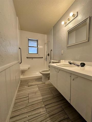 860 S Scott Street, Del City, OK 73115