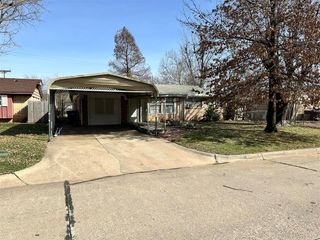 860 S Scott Street, Del City, OK 73115
