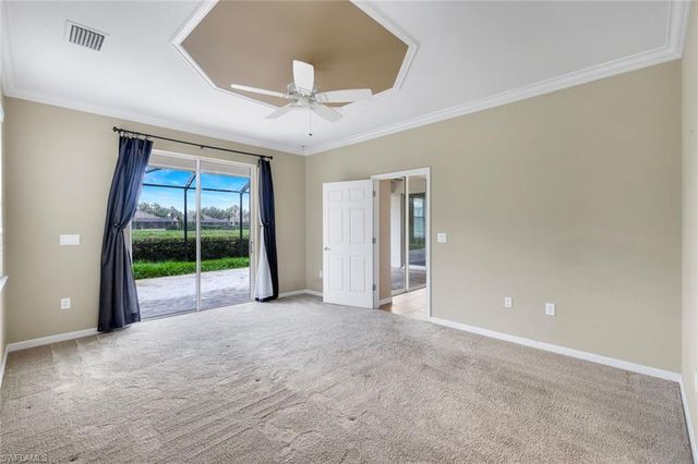 9704 Cobalt Cove CIR, Naples, FL 34120