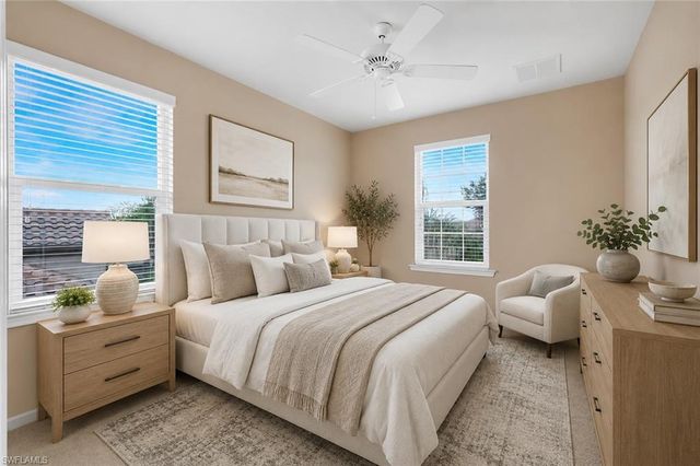 9704 Cobalt Cove CIR, Naples, FL 34120