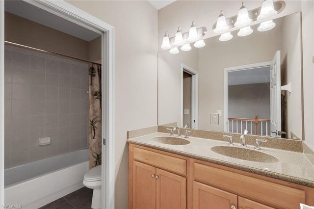 9704 Cobalt Cove CIR, Naples, FL 34120