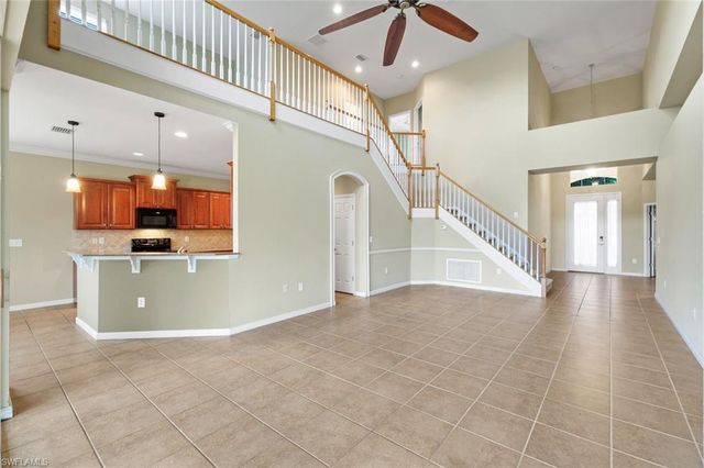 9704 Cobalt Cove CIR, Naples, FL 34120