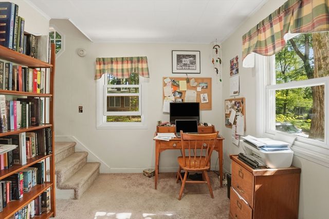 134 Peninsula Drive, Lunenburg, MA 01462