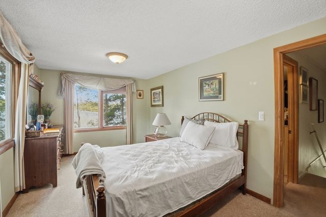 134 Peninsula Drive, Lunenburg, MA 01462