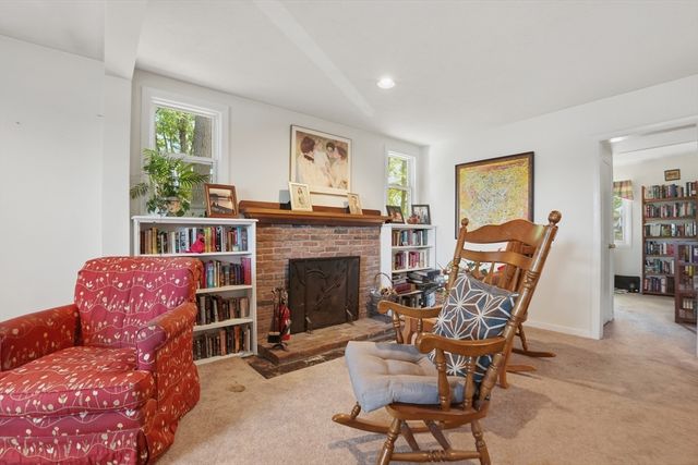 134 Peninsula Drive, Lunenburg, MA 01462