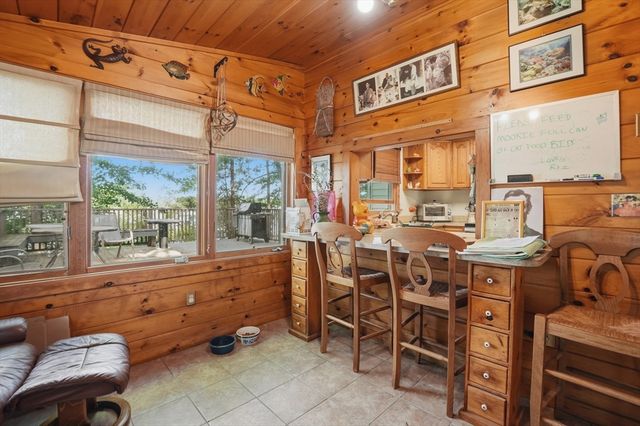 134 Peninsula Drive, Lunenburg, MA 01462