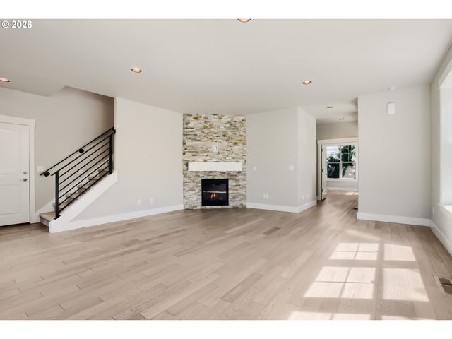 12955 Sw Buckfield Ln, King City, OR 97224