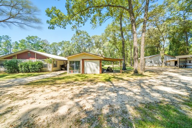 6455 Co Highway 0605, Defuniak Springs, FL 32433