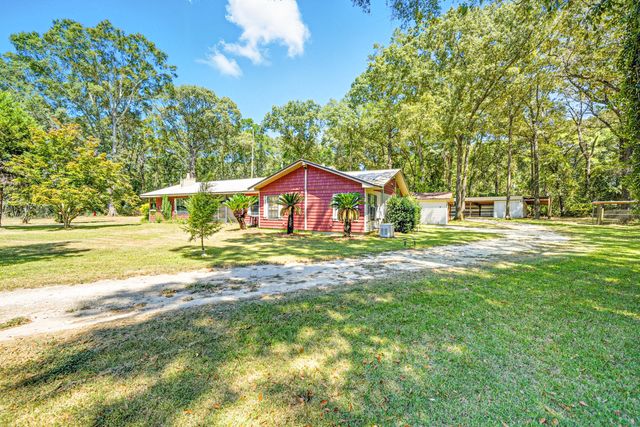 6455 Co Highway 0605, Defuniak Springs, FL 32433