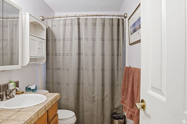 5758 S BENNION DR, Taylorsville, UT 84129