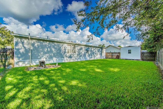 132 Cypress Villa, Gheens, LA 70355