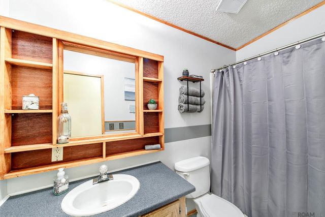 132 Cypress Villa, Gheens, LA 70355