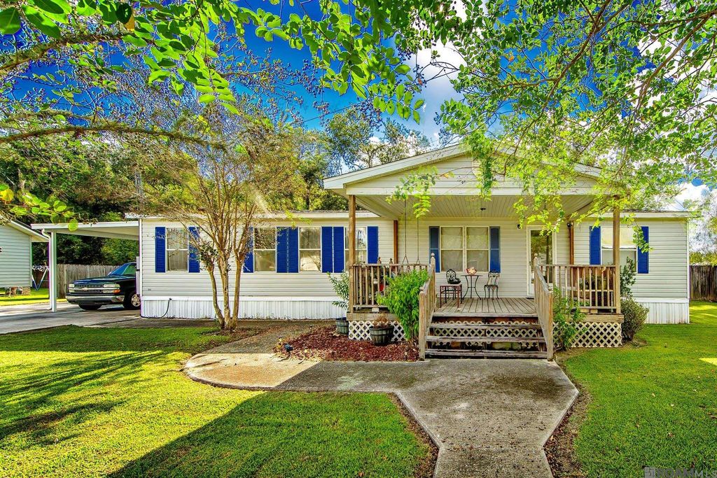 132 Cypress Villa, Gheens, LA 70355