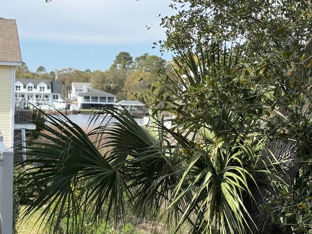 1708 25th Ave. N, North Myrtle Beach, SC 29582