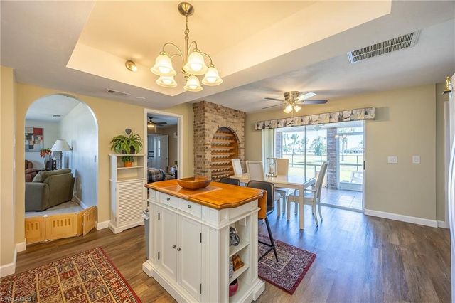 238 SE 9th TER, Cape Coral, FL 33990