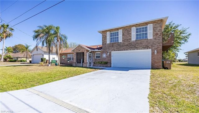 238 SE 9th TER, Cape Coral, FL 33990