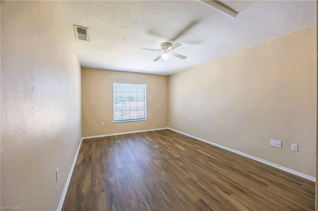 238 SE 9th TER, Cape Coral, FL 33990