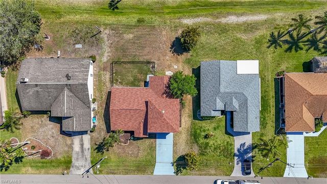 238 SE 9th TER, Cape Coral, FL 33990