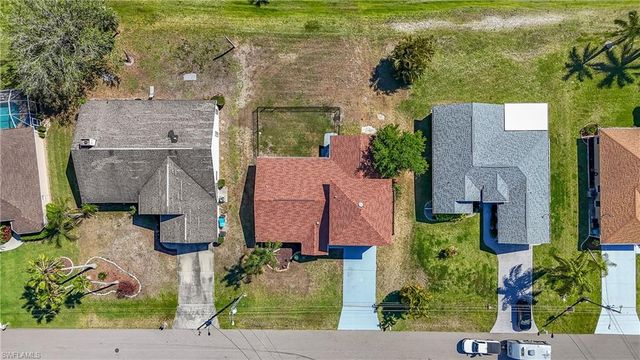 238 SE 9th TER, Cape Coral, FL 33990