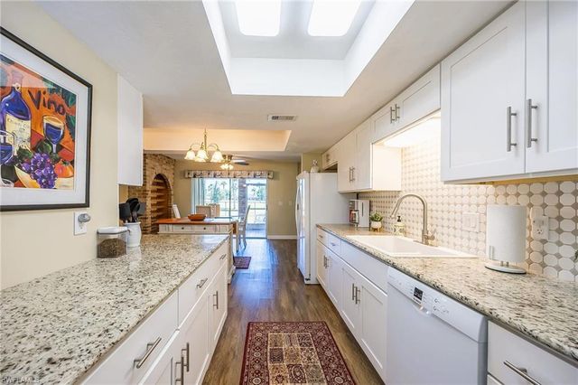 238 SE 9th TER, Cape Coral, FL 33990