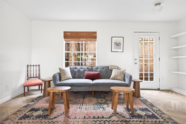 1700 HOUSTON ST 102, Austin, TX 78756