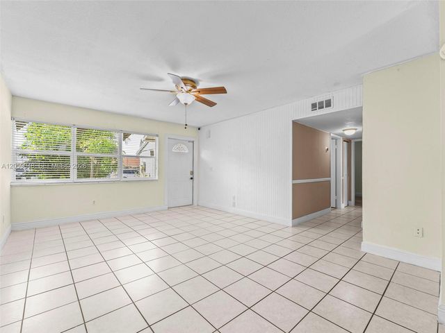 1378 Osprey Ct, Homestead, FL 33035