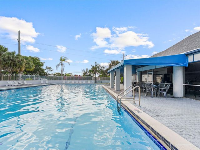 1378 Osprey Ct, Homestead, FL 33035