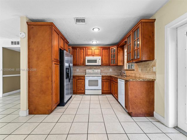 1378 Osprey Ct, Homestead, FL 33035