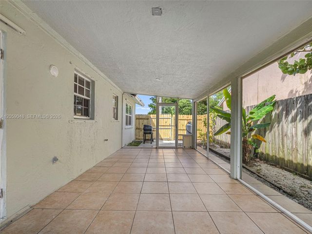 1378 Osprey Ct, Homestead, FL 33035