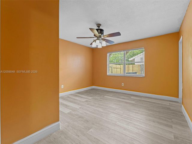 1378 Osprey Ct, Homestead, FL 33035