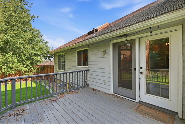 1312 E Brierwood Dr, Spokane, WA 99218