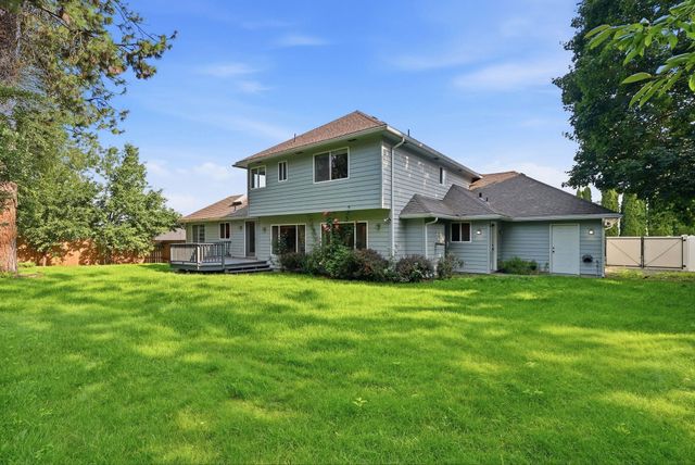 1312 E Brierwood Dr, Spokane, WA 99218