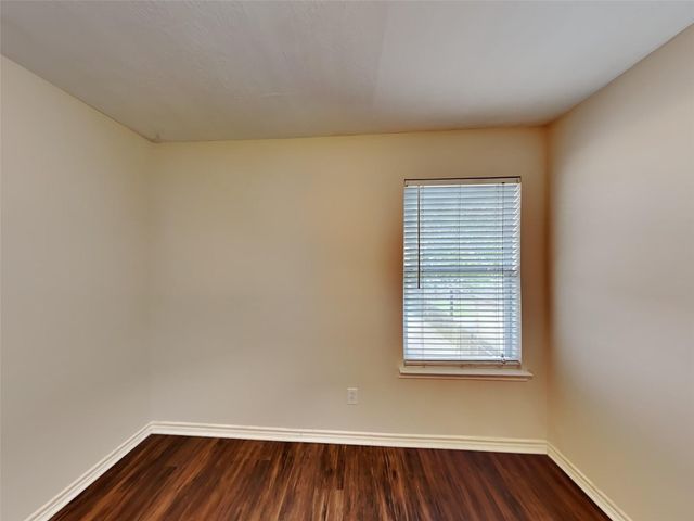 2219 Shady Pine Drive, Conroe, TX 77301