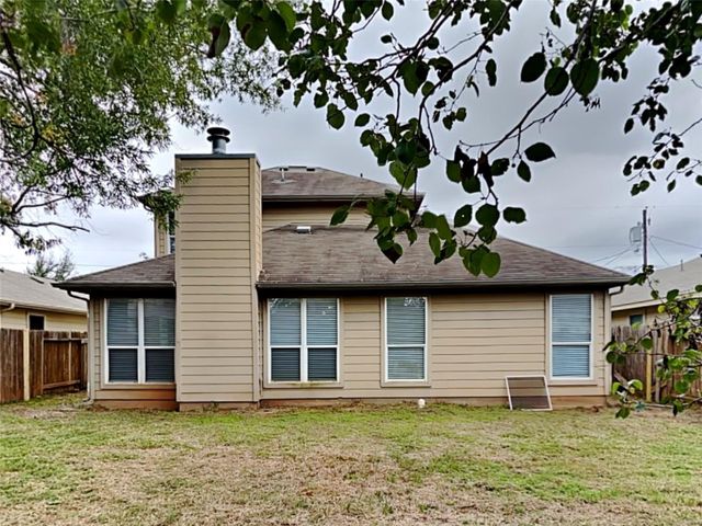 2219 Shady Pine Drive, Conroe, TX 77301
