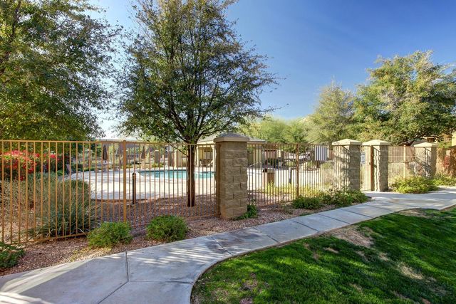 16825 N 14th Street Unit 49, Phoenix, AZ 85022