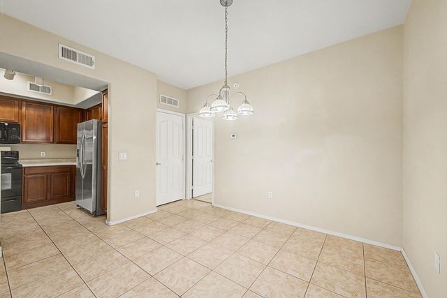 16825 N 14th Street Unit 49, Phoenix, AZ 85022