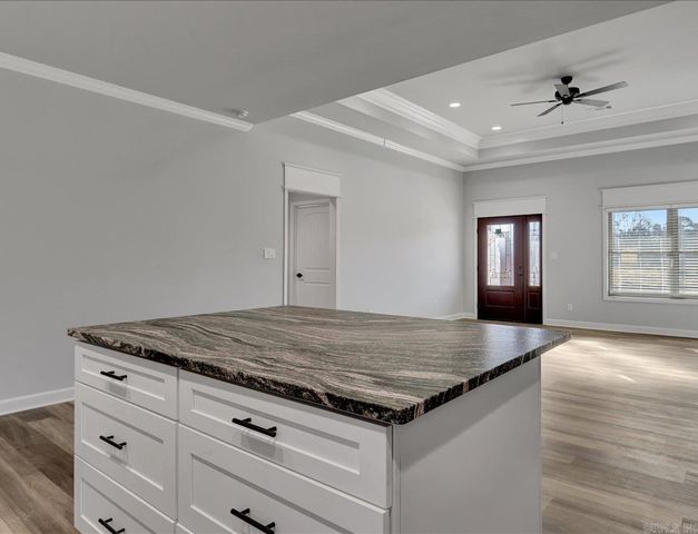 134 Jet Circle, Hot Springs, AR 71913