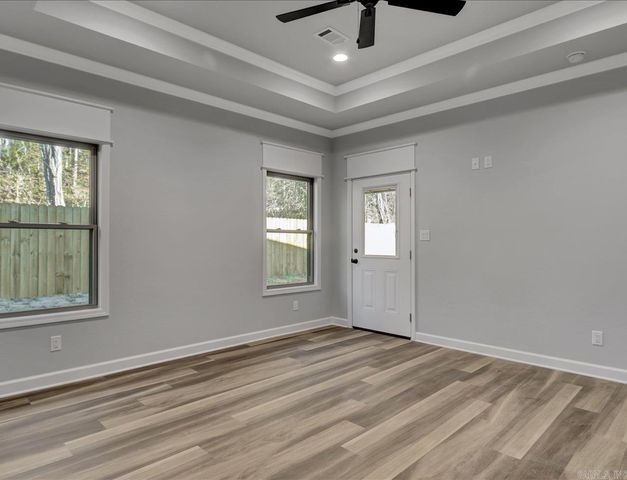 134 Jet Circle, Hot Springs, AR 71913