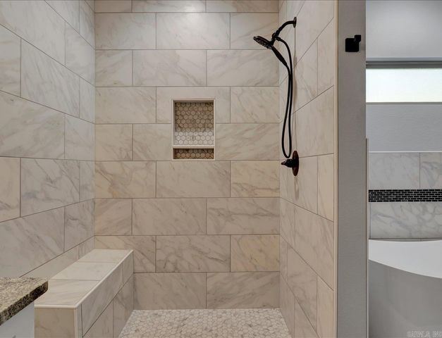 134 Jet Circle, Hot Springs, AR 71913