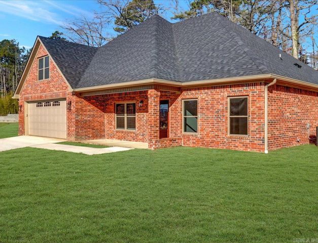 134 Jet Circle, Hot Springs, AR 71913