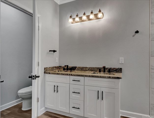 134 Jet Circle, Hot Springs, AR 71913