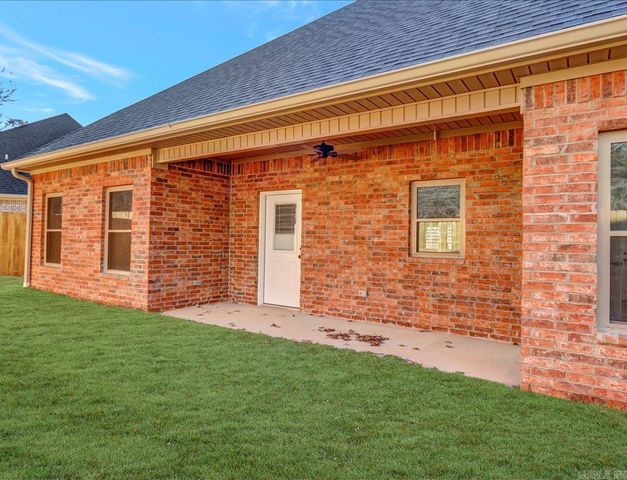 134 Jet Circle, Hot Springs, AR 71913
