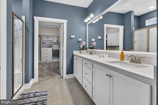101 CONGRESSIONAL CT, Moorestown, NJ 08057
