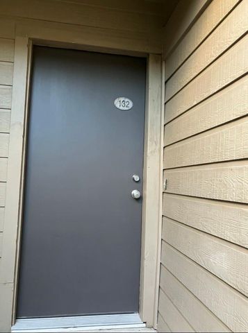 10049 Westpark Drive 132, Houston, TX 77042