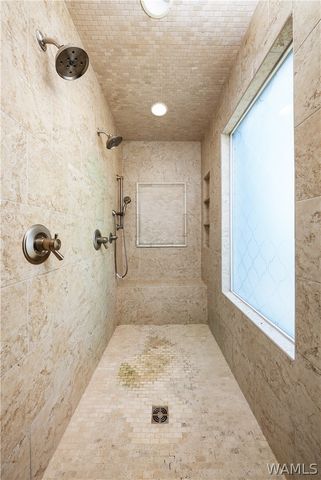 6926 Valley Lake, Cottondale, AL 35453