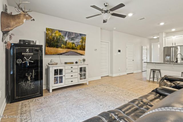 5367 Overland Drive, Biloxi, MS 39532