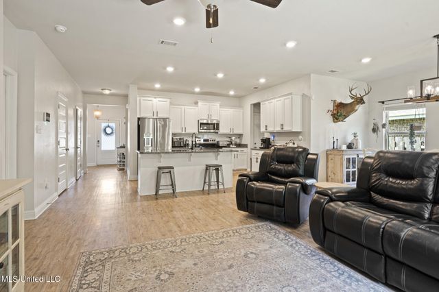 5367 Overland Drive, Biloxi, MS 39532